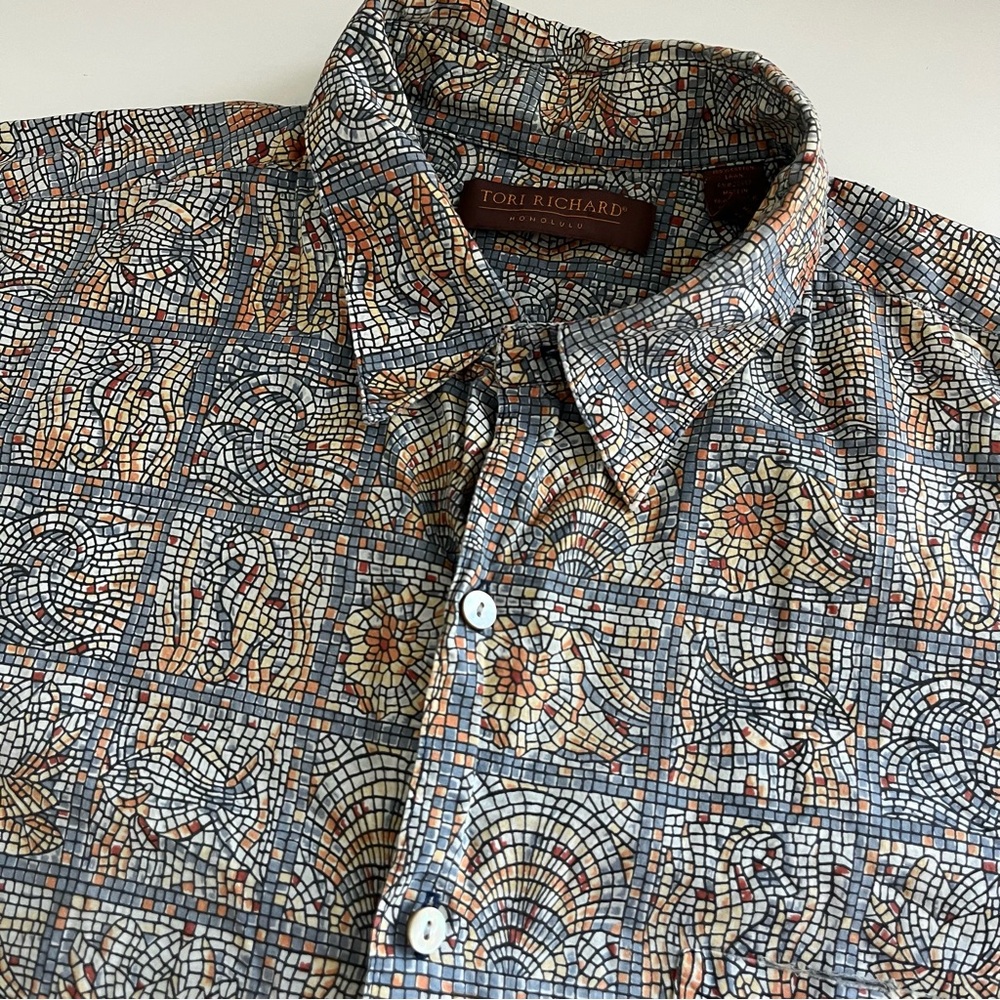Tori Richard Men’s Lawn Cotton Mosaic Print Hawaiian Short Sleeve Shirt Large‎